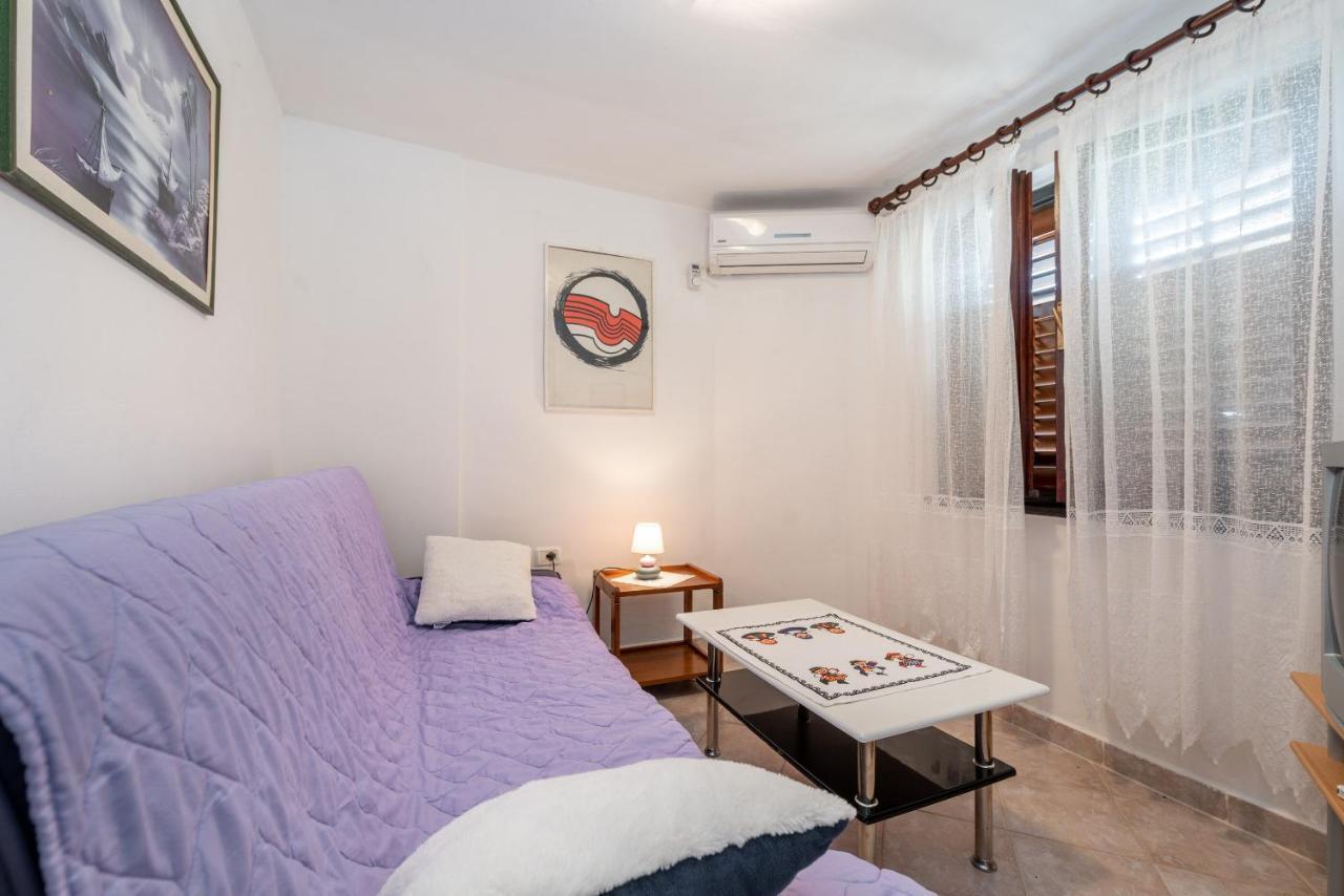 Apartments Mandica Rabac Buitenkant foto