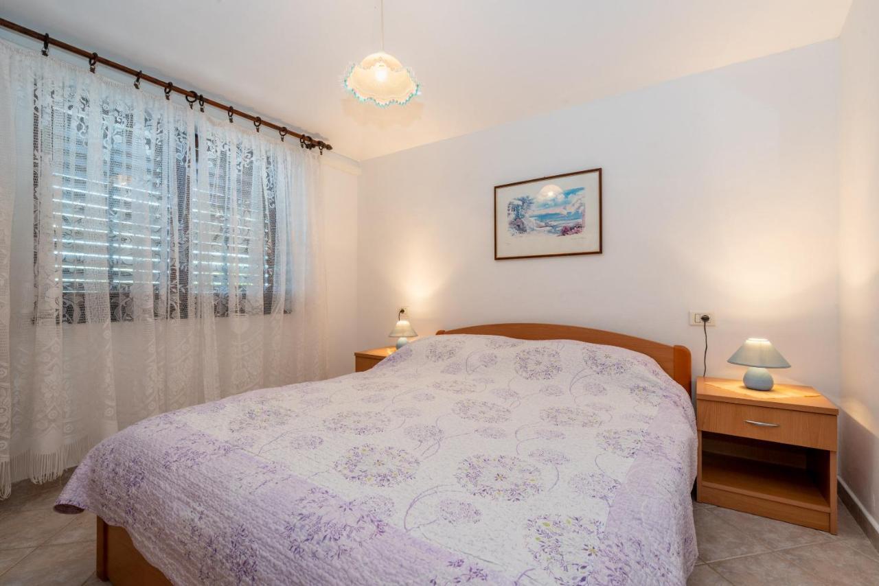 Apartments Mandica Rabac Buitenkant foto