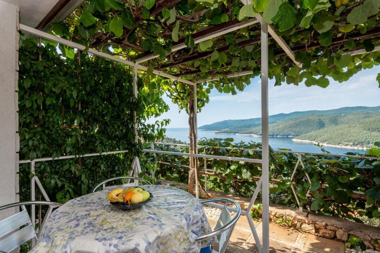 Apartments Mandica Rabac Buitenkant foto